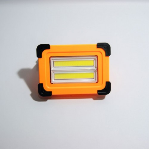 Επαναφορτιζόμενος προβολέας W858 Φορητό Usb 9000 mAh