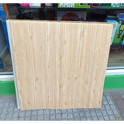 Κρεμ Ξύλου ταπετσαρία τοίχου Αυτοκόλλητη Αδιάβροχη 70x70cm